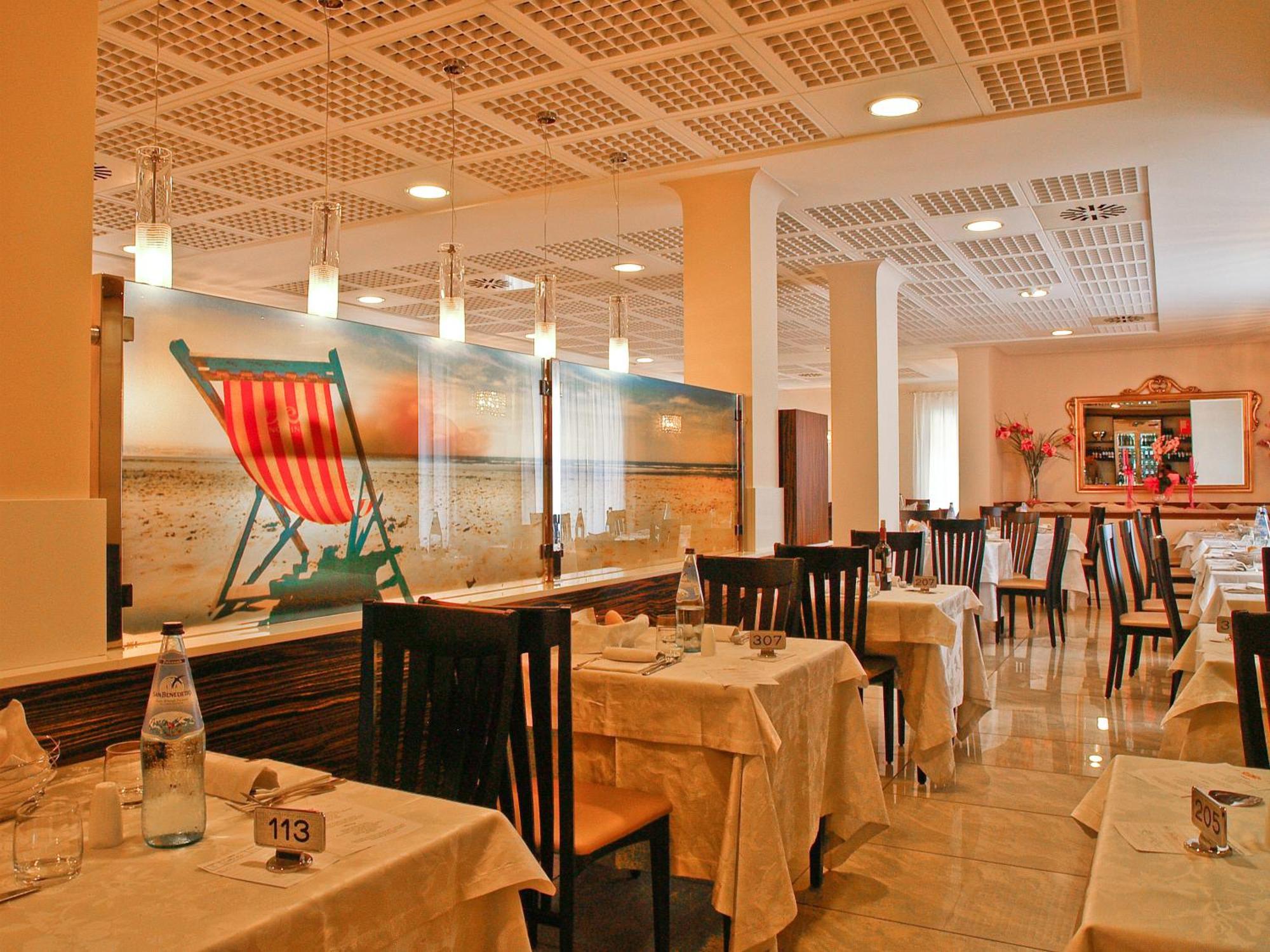 Hotel Villa Angelina Bibione Eksteriør bilde